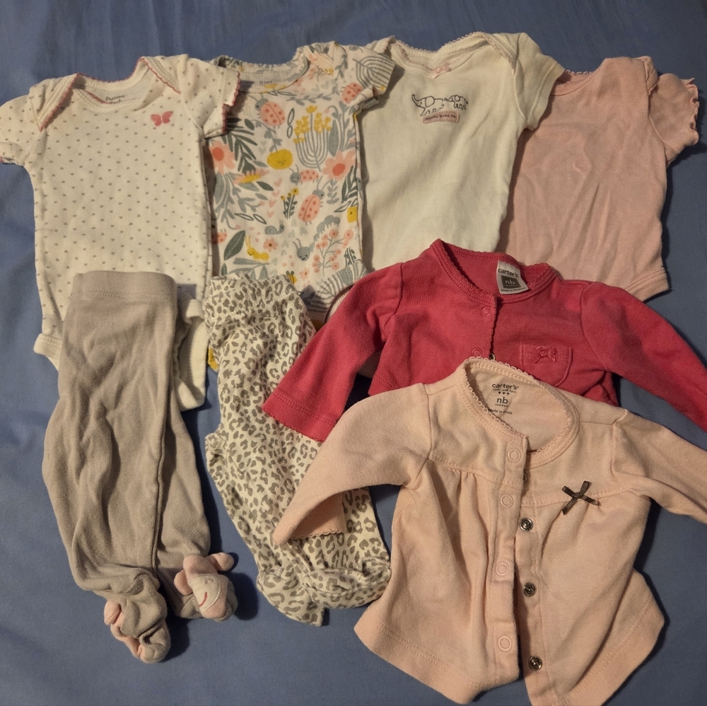 🔵2 For $25 🎀Baby Girl Newborn Clothing Lot🎀